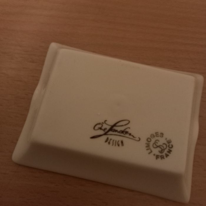 Porcelana popielniczka