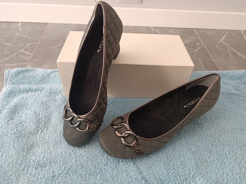 Sapatos elegantes e confortaveis Aerosoles