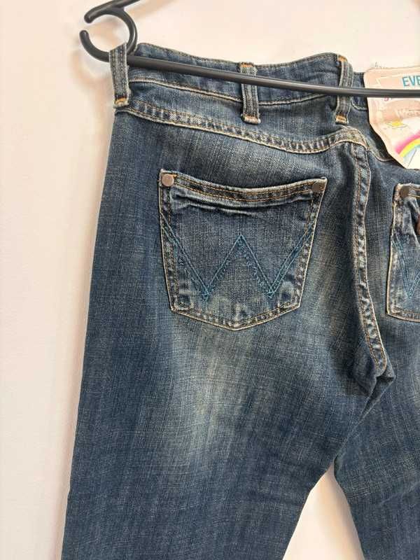 Wrangler Eve W26 L34 Damskie Jeansy Bootcut Fit Dark Blue nowe