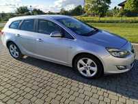 Opel Astra Opel Astra J 1.7 CDTI 125 KM Sports Tourer