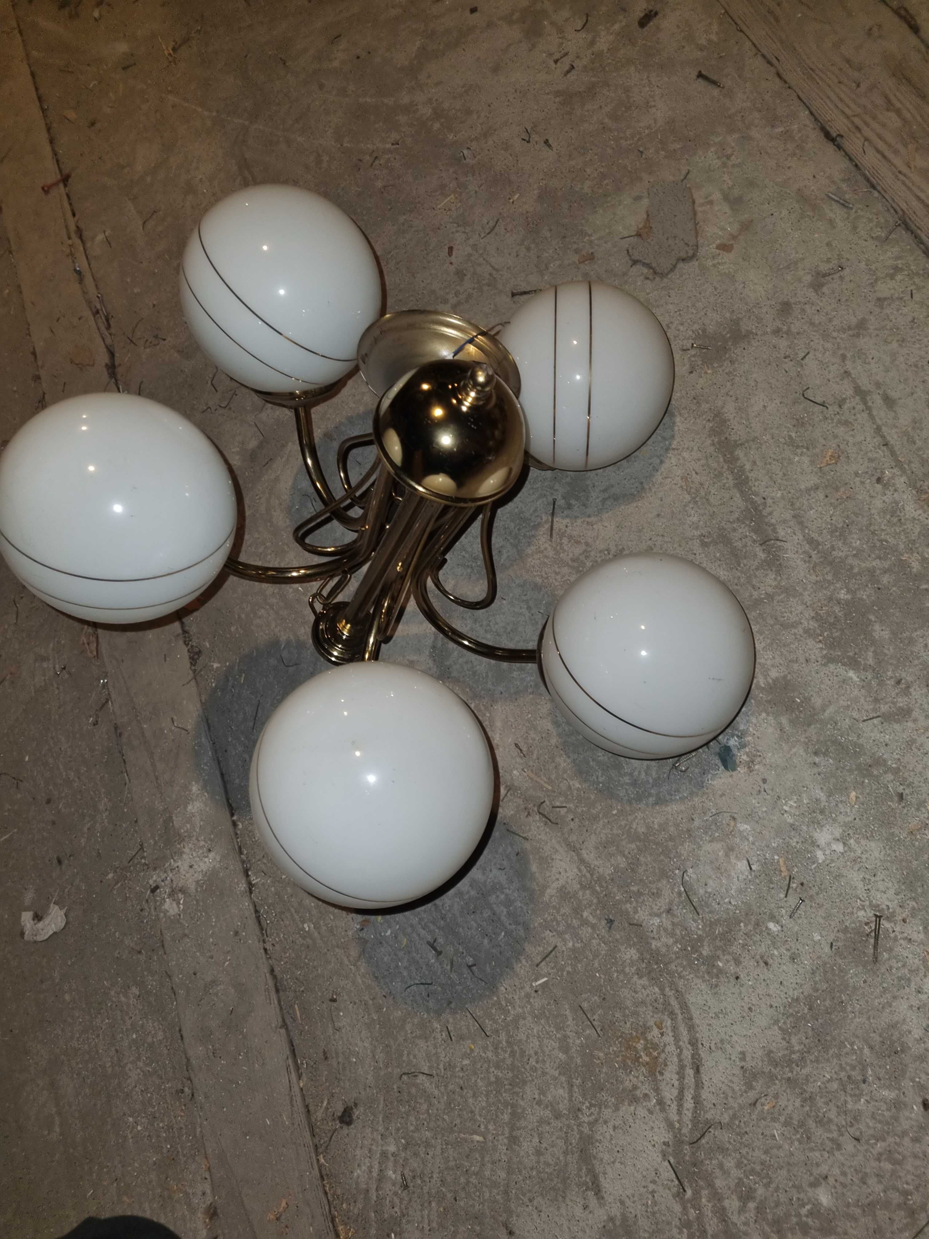 Żyrandole , lampy sufitowe sprzedamy 3szt.