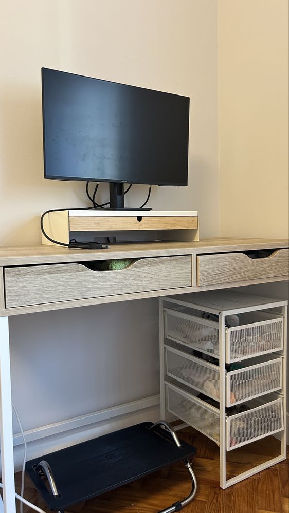 Mesa de escritorio - IKEA
