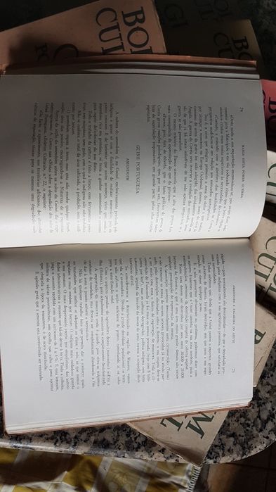 Livros antigos de colecionador