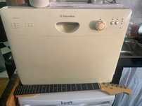 Máquina de lavar loiças electrolux daily 4 two