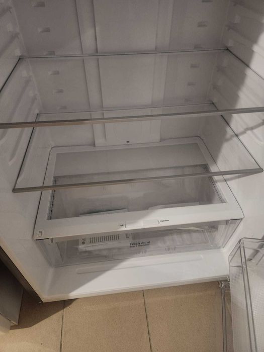 Frigorífico LG GTF744PZPZD INOX - Com dispensador de água