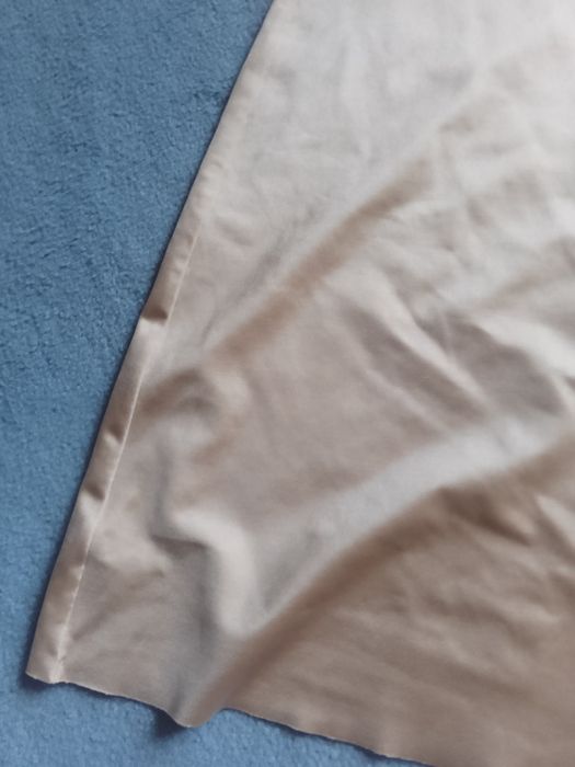 Утягивающее белье бежевое spanx m