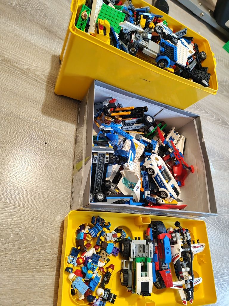 Klocki LEGO + pojemnik