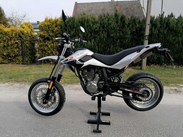 Beta M4 Supermotard 350 na A2 Supermoto 35kw DRZ