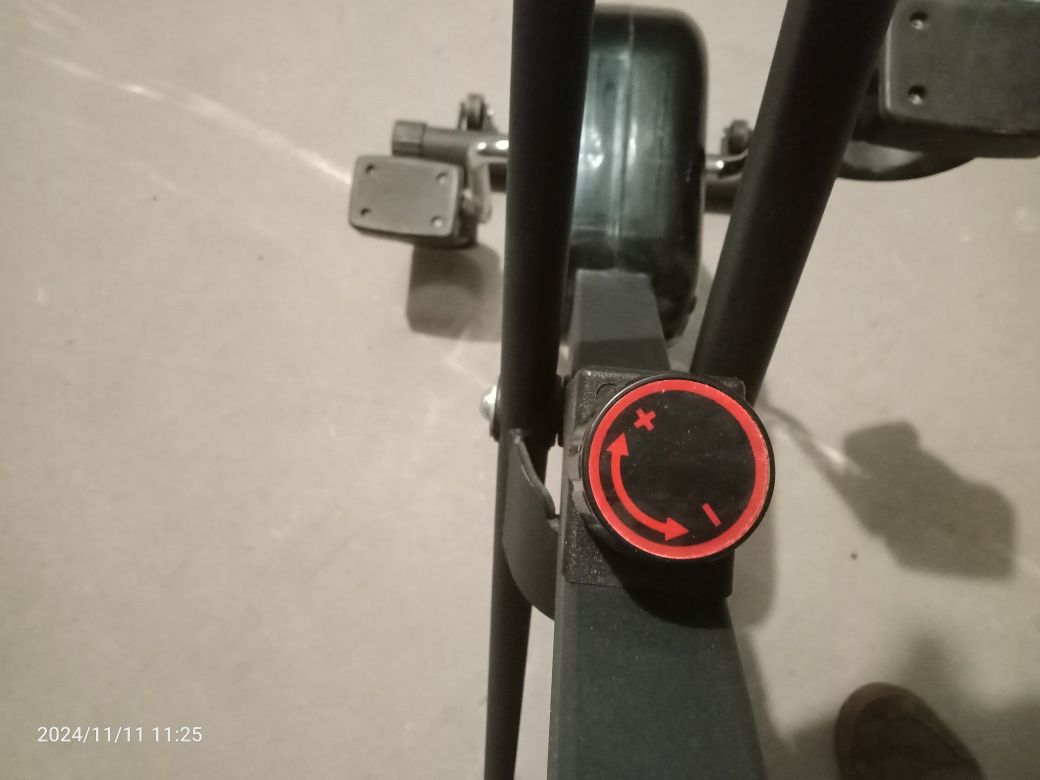 Rower stacjonarny treningowy insport line składany