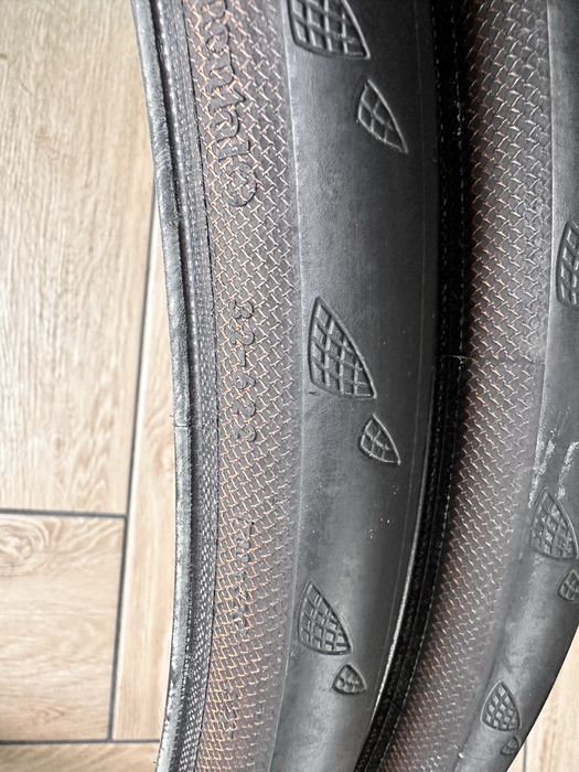 2 opony szosowe 28 32mm 32-622 Continental Gatorskin 700x32c brązowe