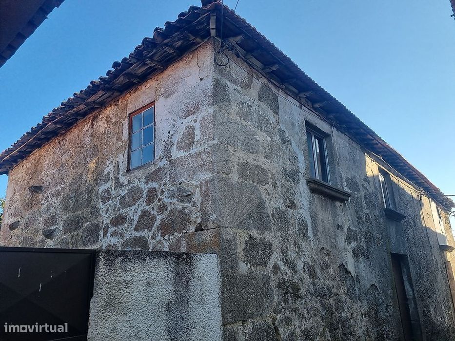 Moradia T7 para venda