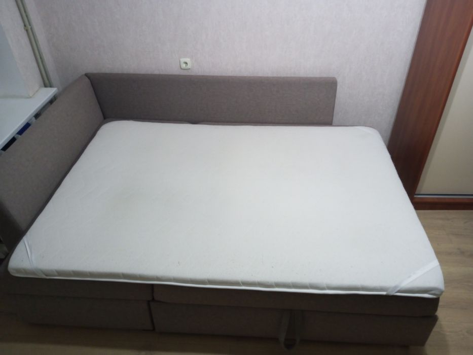 Матрац топпер з резинками