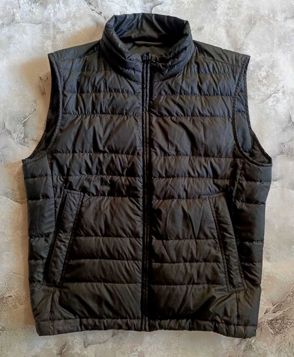 Мужская пуховая жилетка Hugo Boss оригинал р. L