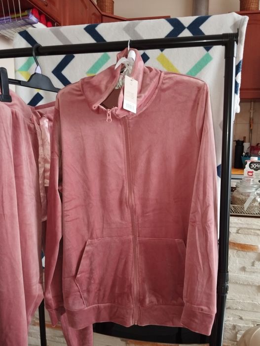 Nowy welurowy dres spodnie joggery i bluza róż 44 /46 XXL - 3xl