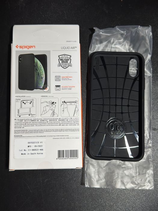 Spigen iPhone XS/X Liquid Air Capa preta