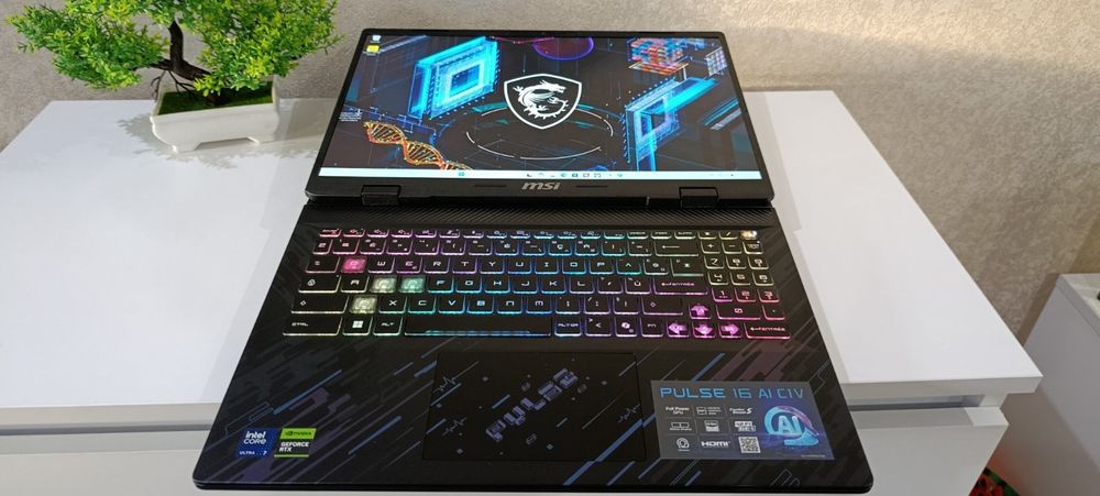 TURBO ! RTX 4070 140W/ULTRA 7 155H/ 240 HZ - MSI Pulse 16 C1VGKG-010FR