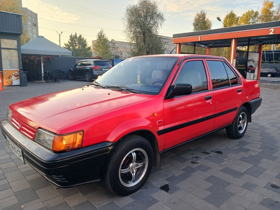 Продам Nissan Sunny 1,6 бензин