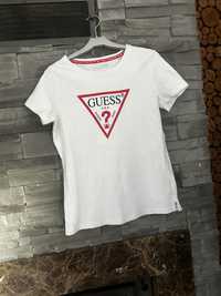 Bluzka tshirt Guess biała roz M