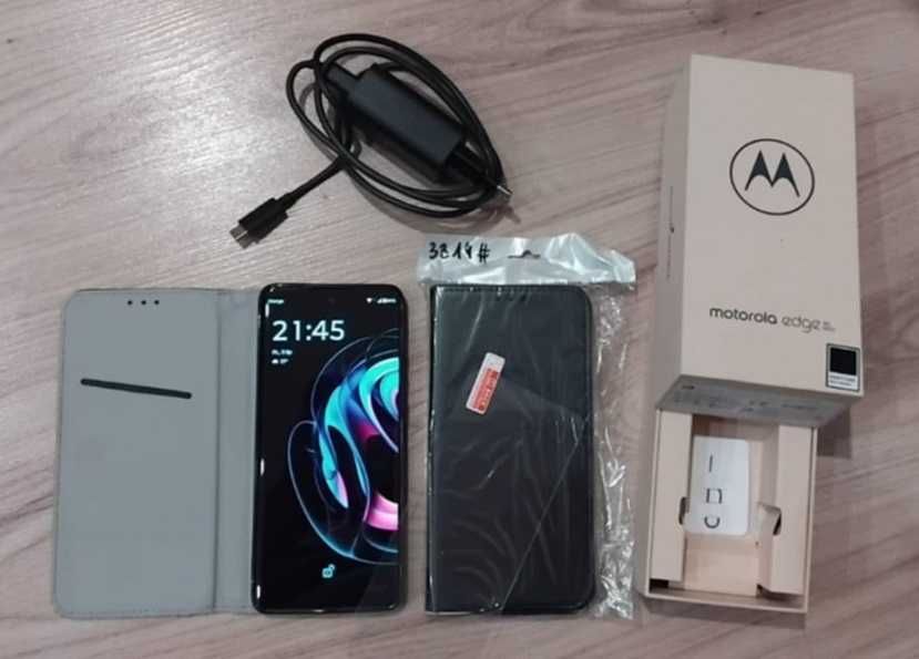 MOTOROLA Edge 40 Neo 12/256GB 5G 144Hz - nowa, ładowarka, szkło, etui.