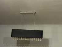 Duza czarna lampa glamour