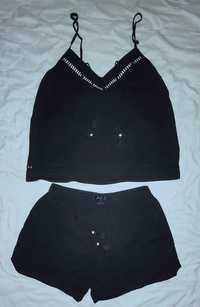 Piżama Reserved dwuczęściowa modnie wykonana czarna stan Idealny S