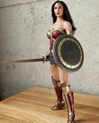 Wonder Woman - BvS - Hot Toys