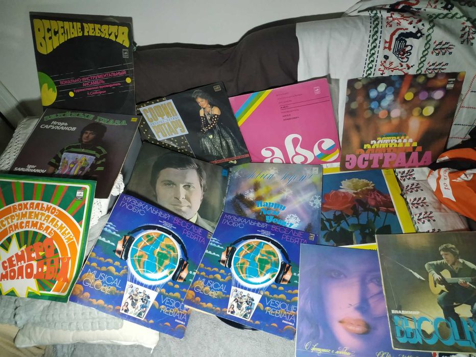 Пластинки ссср 12 шт 1 лотом