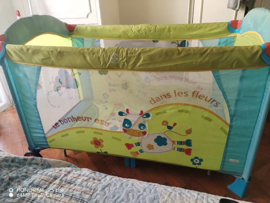 Cama de viagem/parque