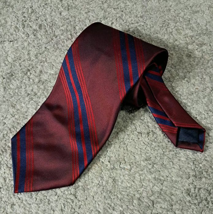 Klasyczny jedwabny krawat