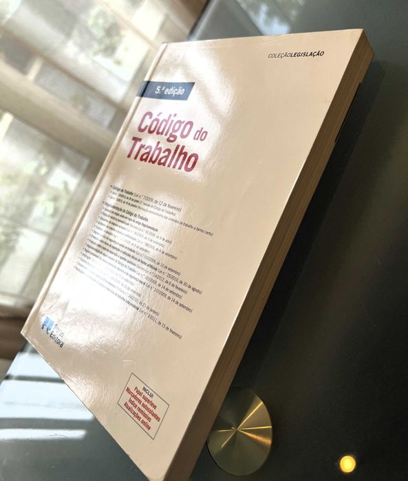 Livro novo 'Código do Trabalho'