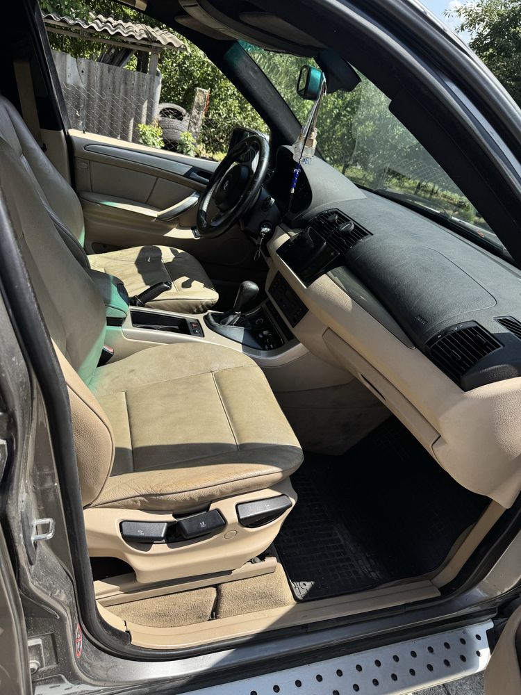 Продам BMW X5 2005 е53