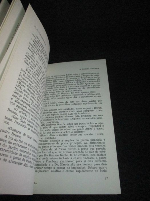 Livro O Martelo de Deus e outras histórias do Padre Brown Chesterton
