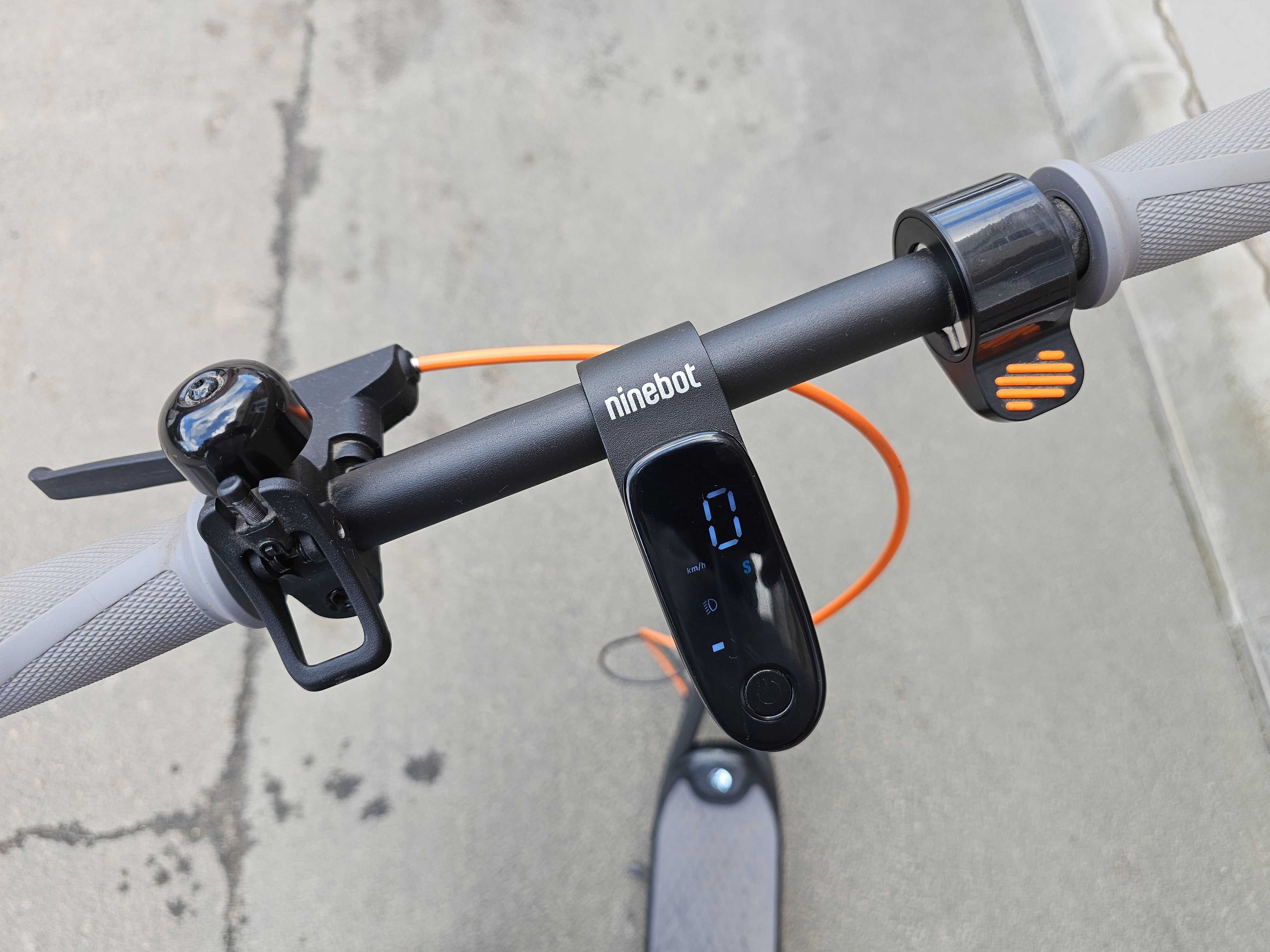 Електросамокат Ninebot KickScooter F40 Black