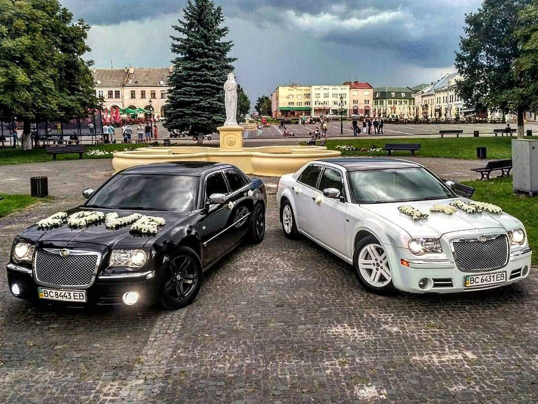 Оренда авто на весілля у Львові Chrysler 300c, пасажирські перевезення