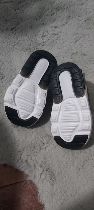 Sapatilha nike air270