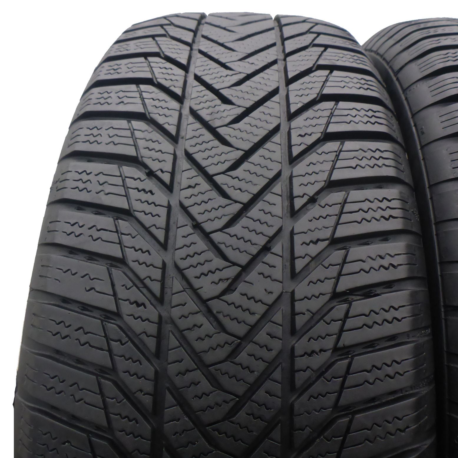 215/60/17 Esa Tecar 215/60R17 96H SuperGrip PRO Zima 2022,2021 6.8-7mm