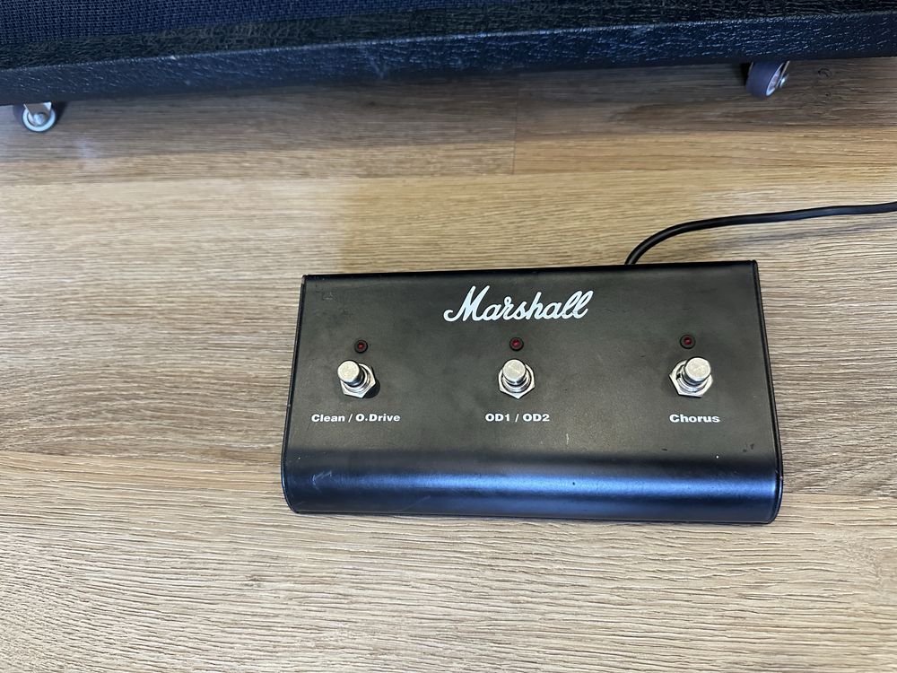 Amplificador Marshall Valvestate VS265 +Footswitch
