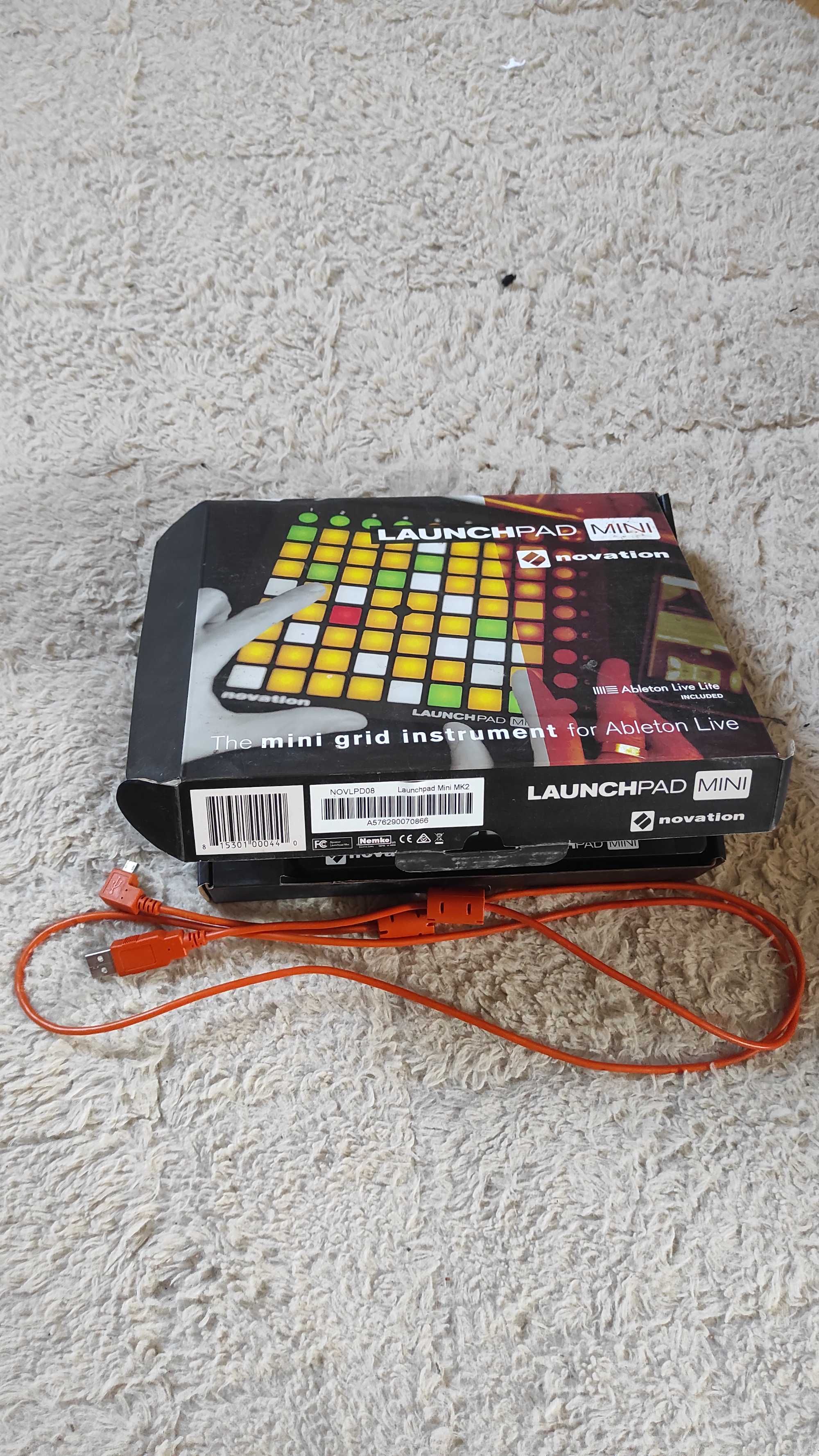 novation Launchpad mini mk2