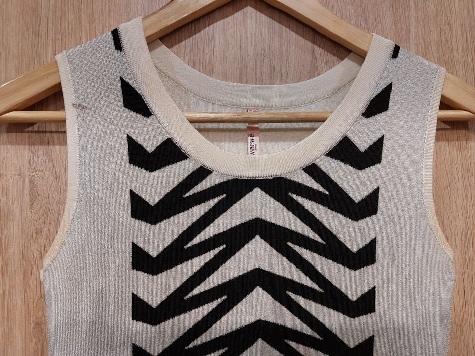 Przylegająca sukienka