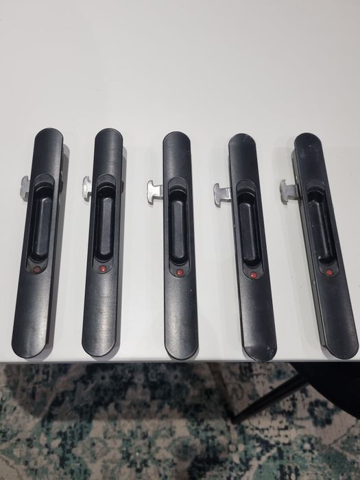 Vendo fechos de portas e janelas