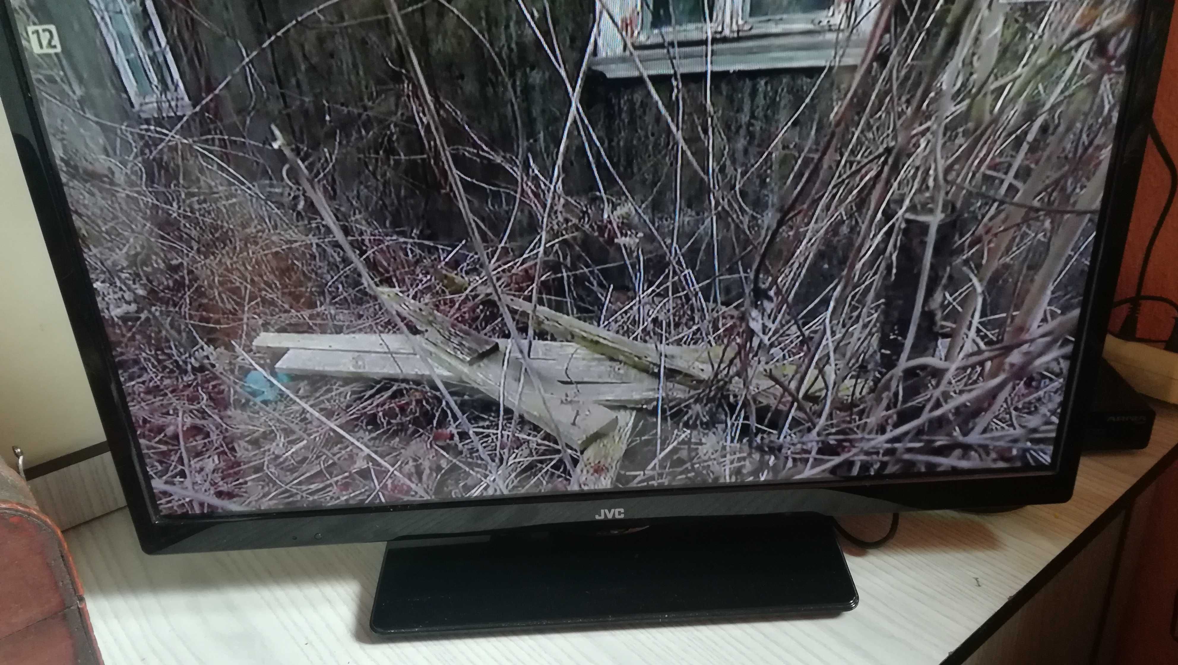 Telewizor kolorowy  JVC 24 całe