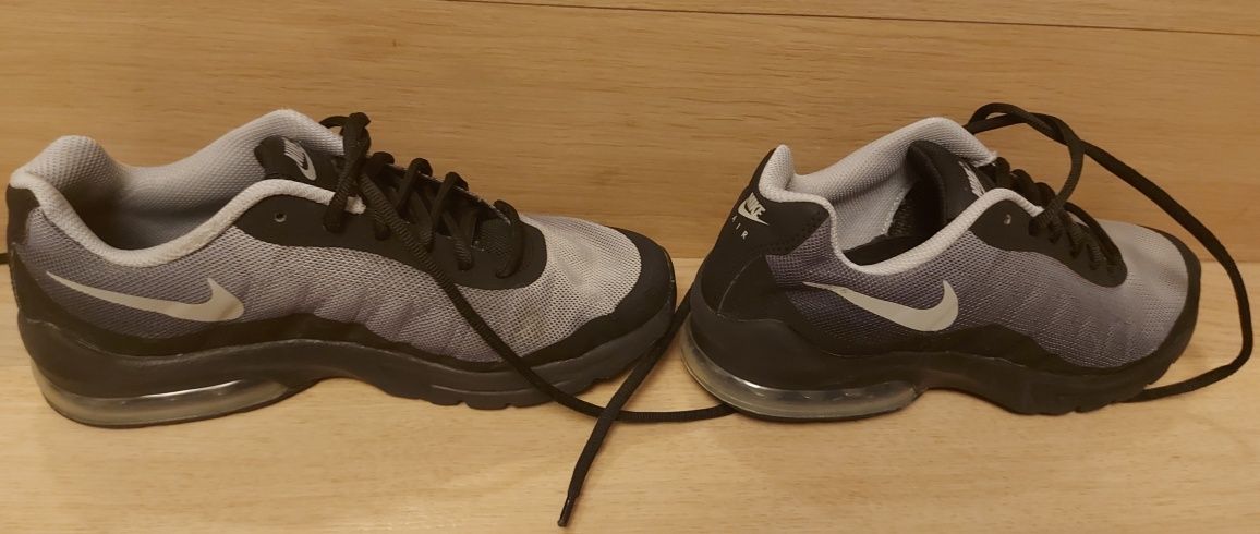 Buty chłopięce Nike Air Invigor GS, rozm. 38,5