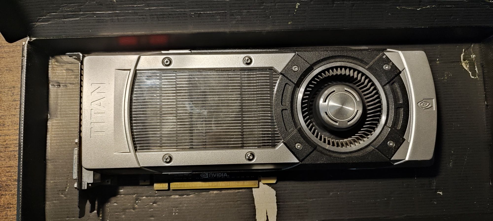 Видеокарта EVGA GTX Titan 6 GB