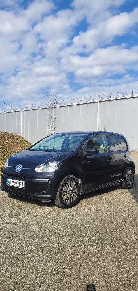 volkswagen e-up електромобіль