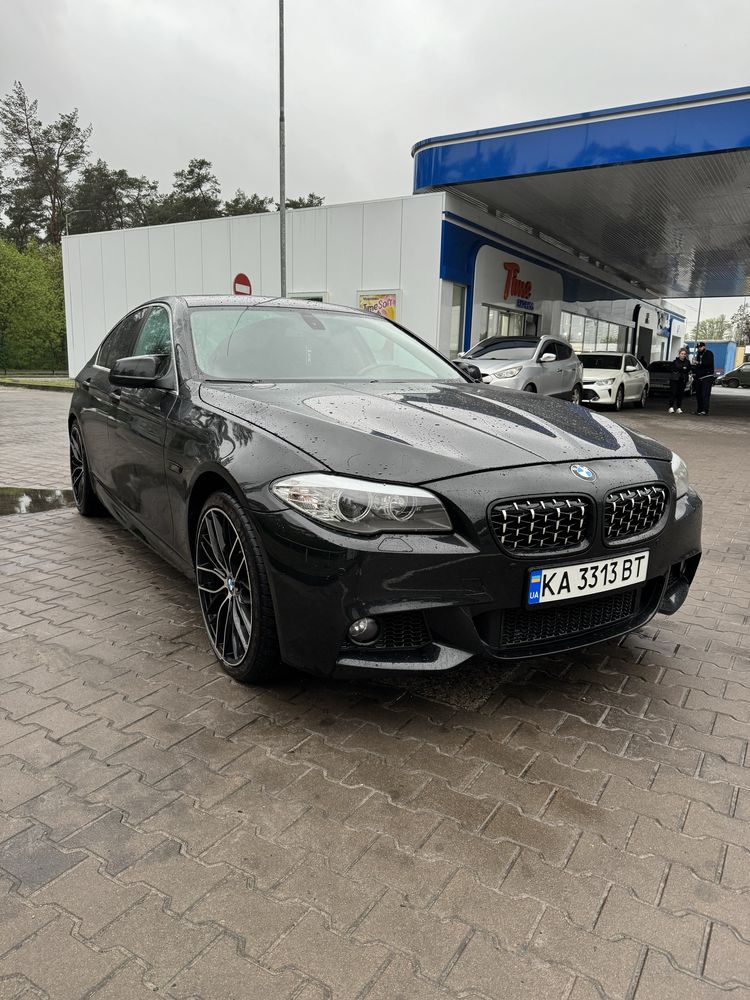 Продам BMW 520d F10 2010