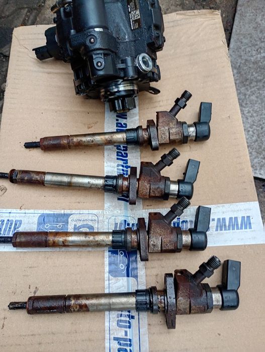 Pompa wysokiego ciśnienia Ford citroen peugeot Volvo Siemens wtryski