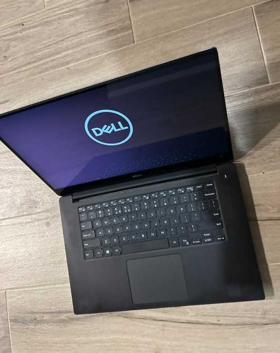 Dell Precision 5520 - dotykowy ekran - Gliwice