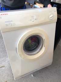 Maquina de secar roupa
