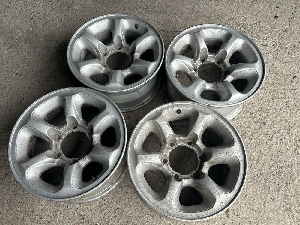 Felgi Aluminiowe Mitsubishi R15 6x139,7