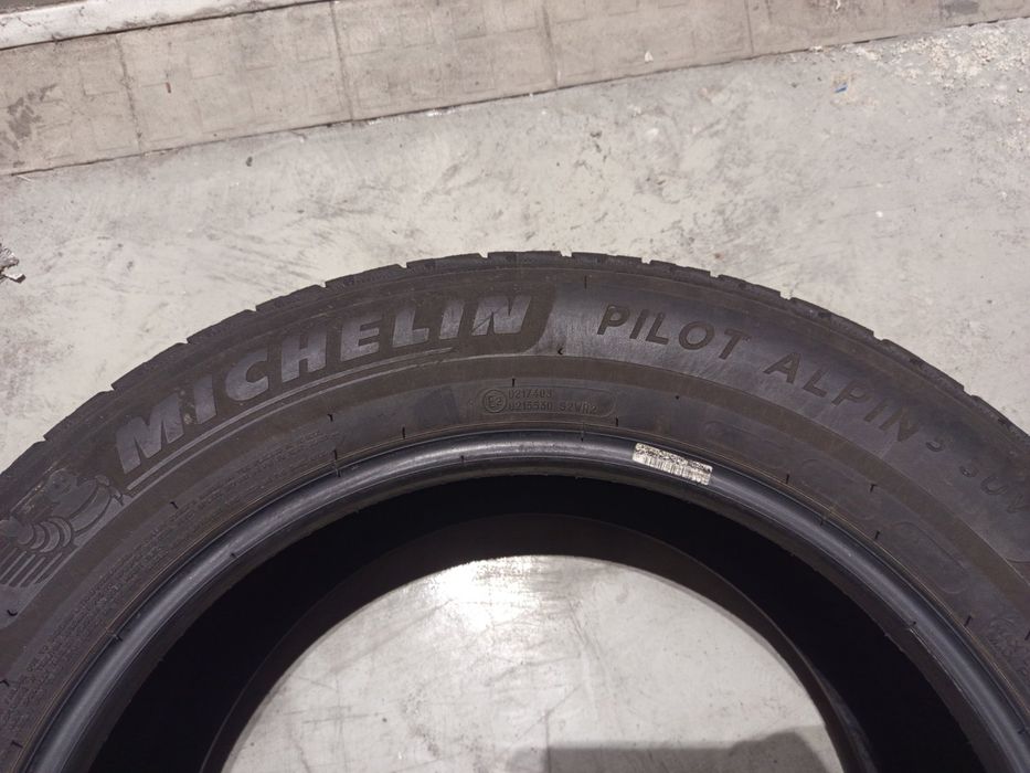 Шини (ЗИМА) 235/60R18